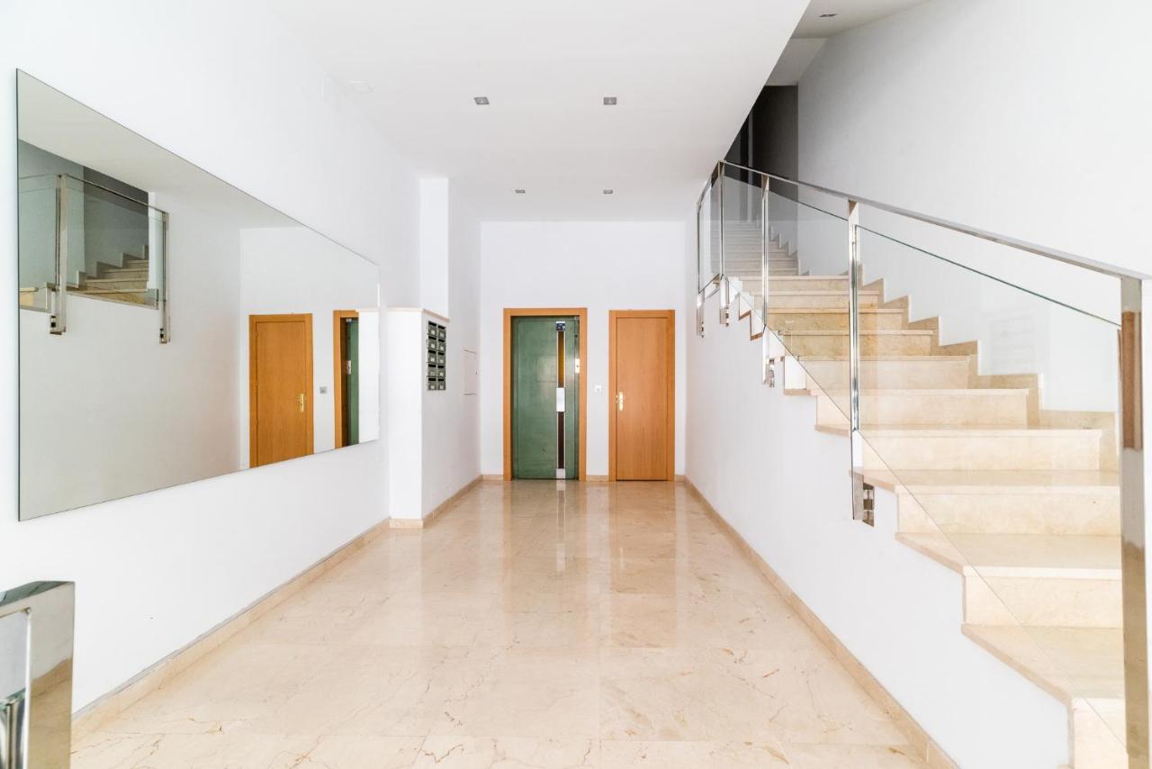 Wekey Homes Aben Humeya, Centro Гранада Экстерьер фото